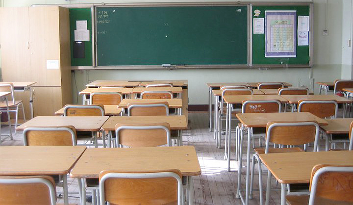 banchi_scuola.jpg