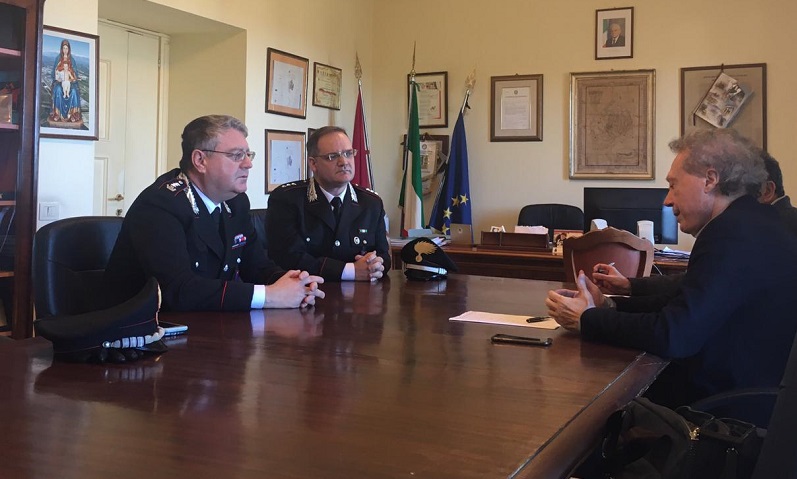 incontro-Atessa-sindaco-carabinieri.jpg