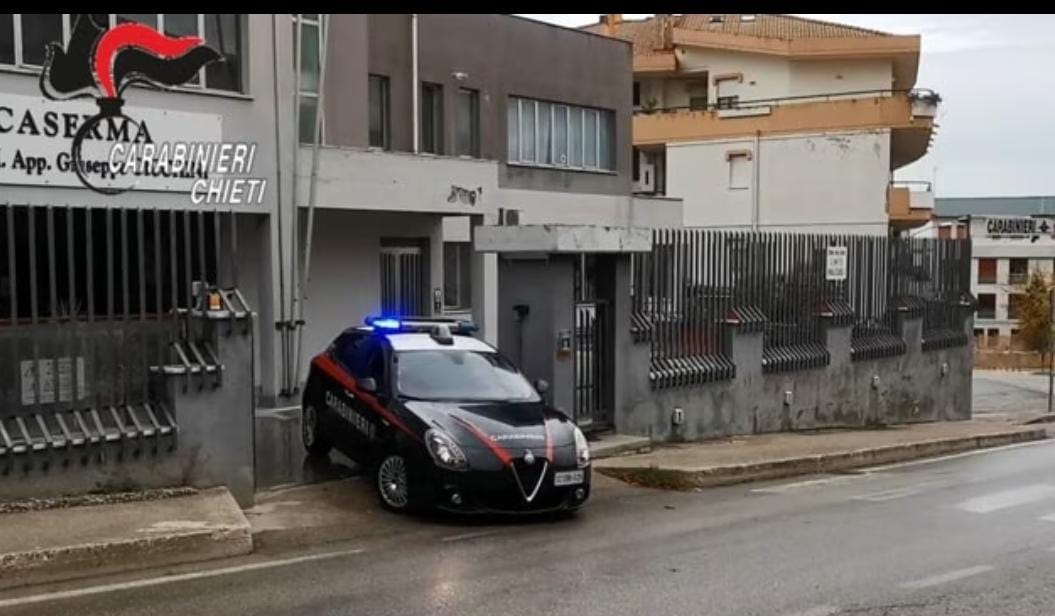 carabinieri-atessa-ro4o7a.jpeg