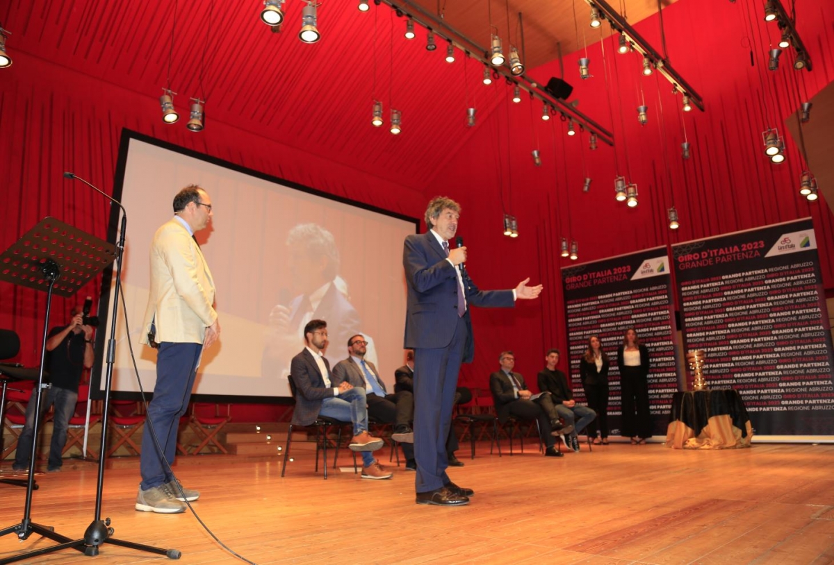 giro-ditalia-fossacesia-presentazione.jpg
